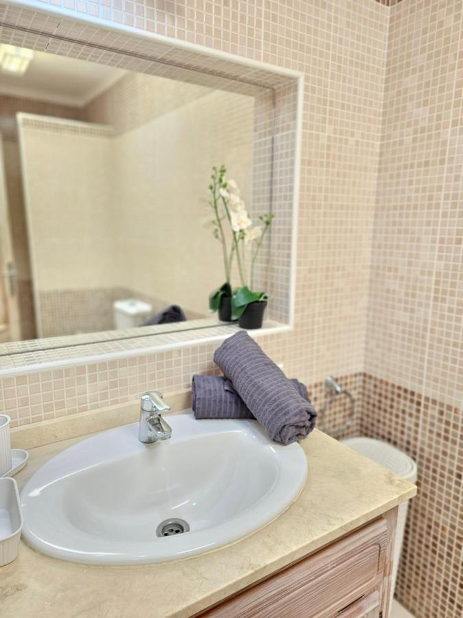 Holidays Beach & Pool ,Aircond , Las Americas Арона Экстерьер фото